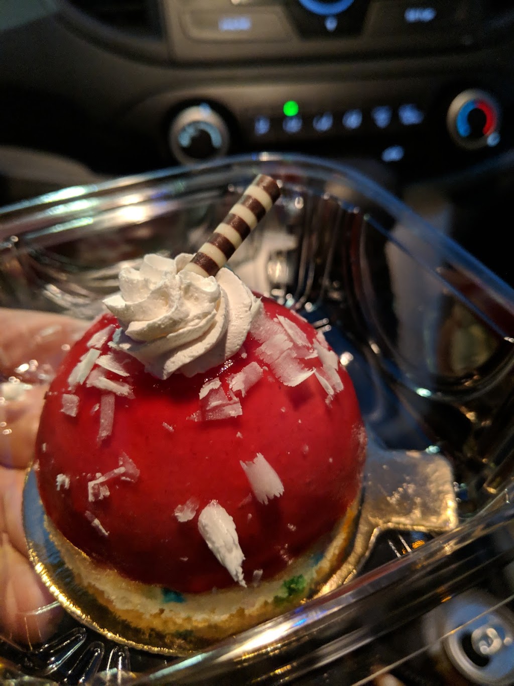 Orchid Pastry | 6219 Centre St NW, Calgary, AB T2K 0V2, Canada | Phone: (403) 457-5757
