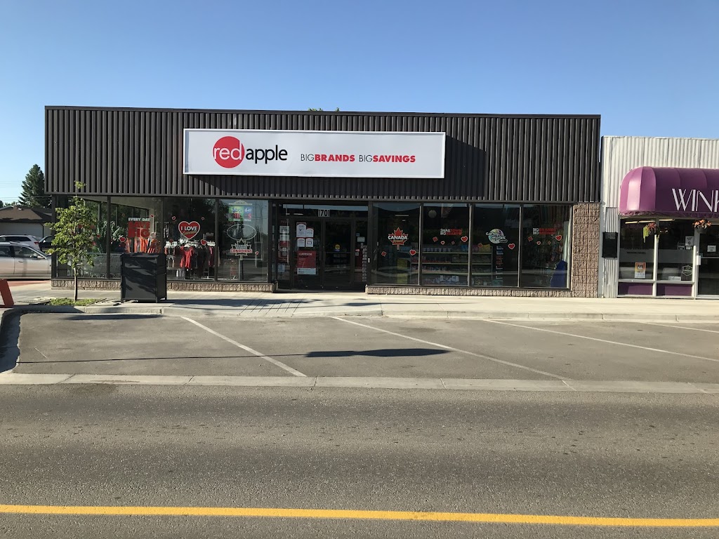Red Apple Store | 1701 20th Ave, Coaldale, AB T1M 1J7, Canada | Phone: (403) 345-6805