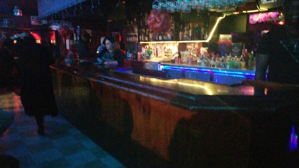 The Ring-Restaurant | 271 Colborne St, Brantford, ON N3T 2H5, Canada | Phone: (519) 770-4691