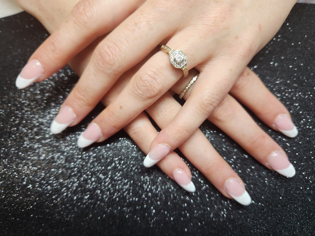 Charmante Rebelle | 245 35e Rue O, Venise-en-Québec, QC J0J 2K0, Canada | Phone: (514) 716-9050