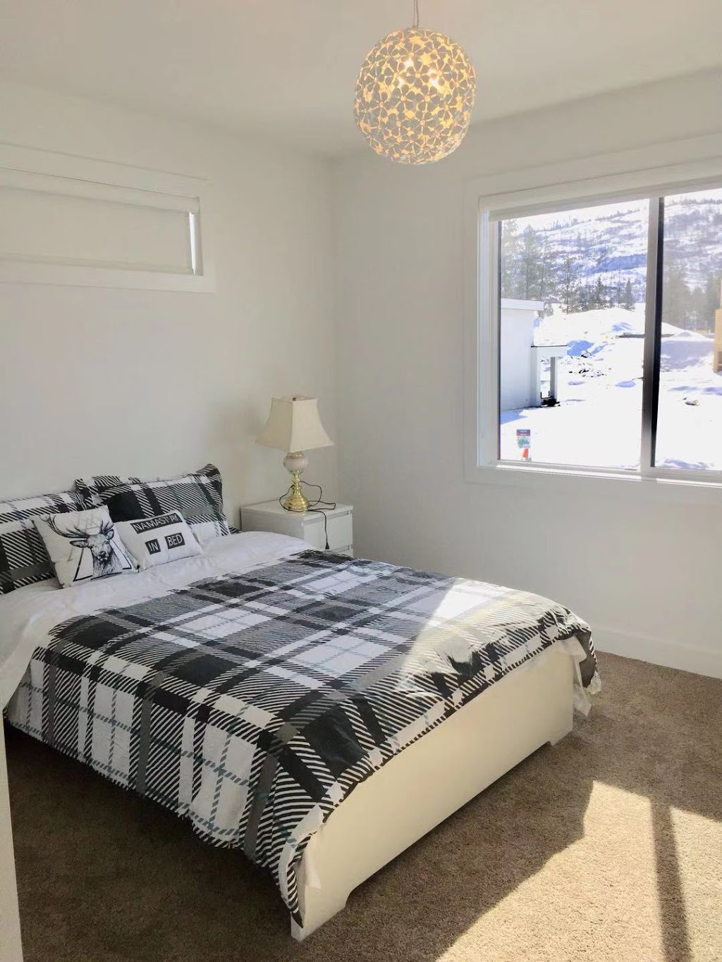 Heidy Lakeview House | 1280 Ponds Ave, Kelowna, BC V1W 5N1, Canada | Phone: (778) 821-2688