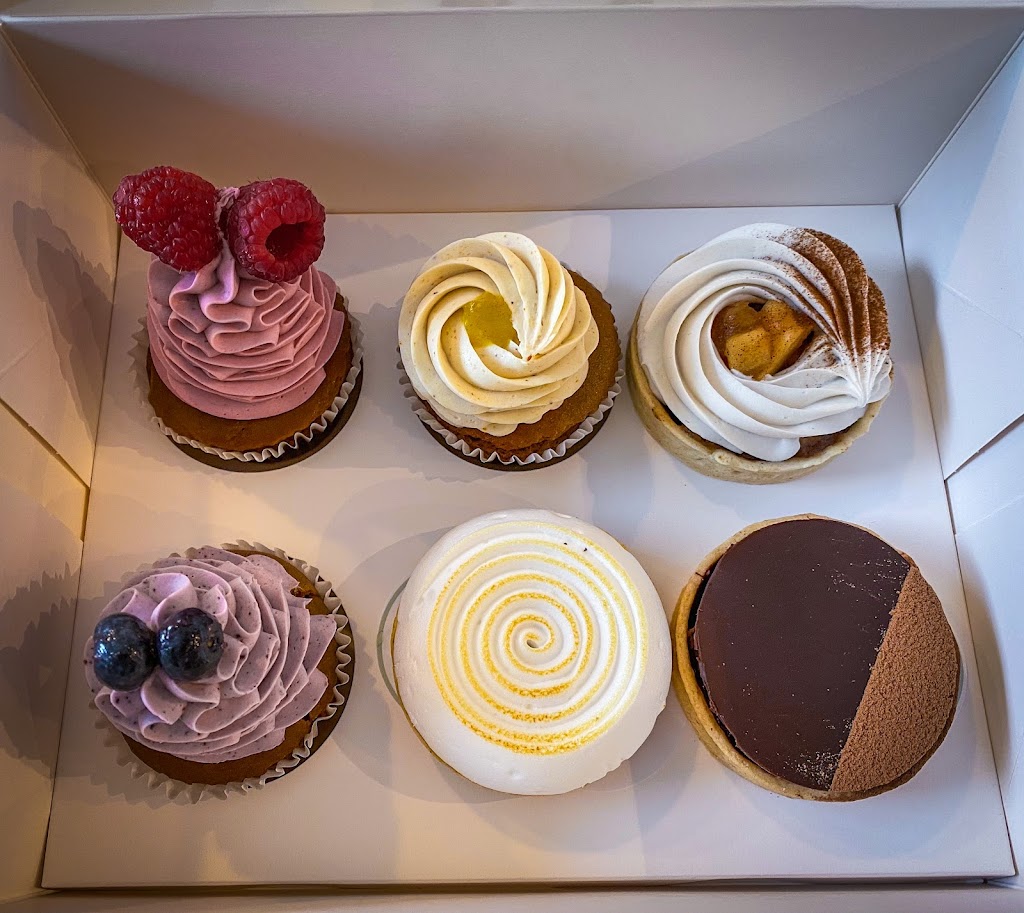 Vegâteau | 1215 Avenue du Mont-Royal E, Montréal, QC H2J 1Y2, Canada | Phone: (438) 868-0338