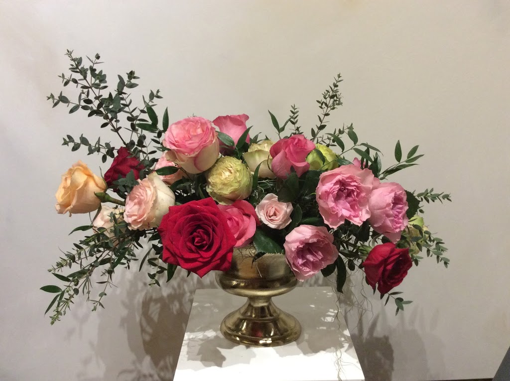 Avenue Flower | 294 Roncesvalles Ave Suite 2, Toronto, ON M6R 2M4, Canada | Phone: (416) 922-0348
