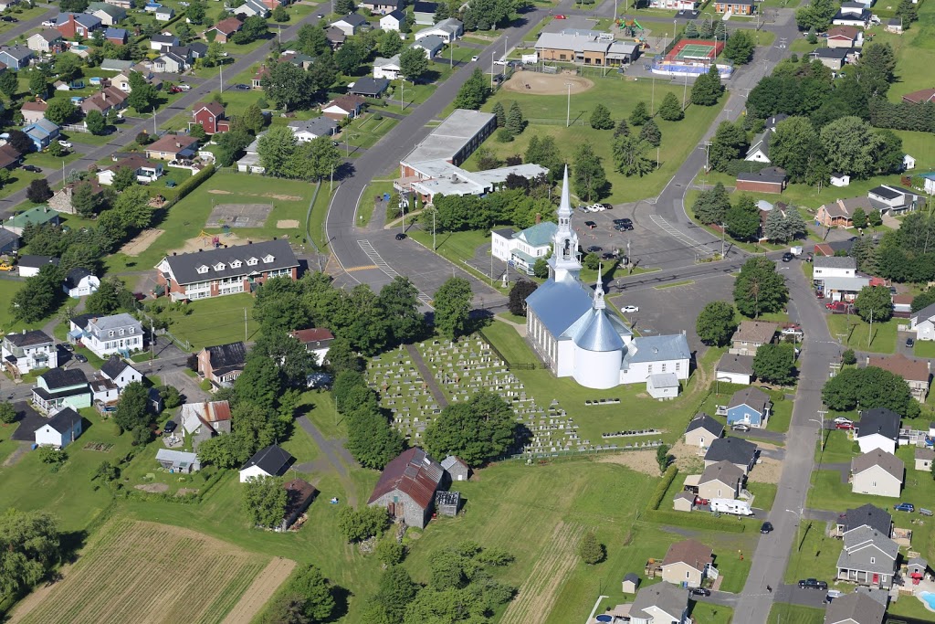 École De La Caravelle | 78 Rue Principale, Saint-Flavien, QC G0S 2M0, Canada | Phone: (418) 888-0502