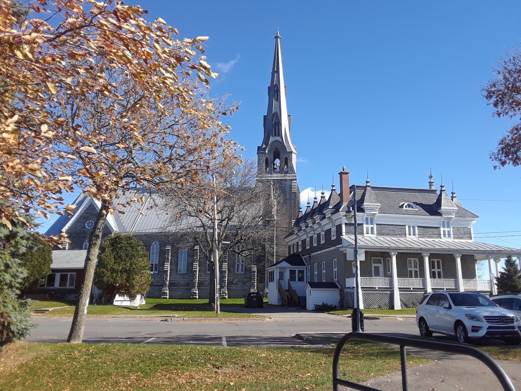 Paroisses Saint-Joachim | 2 Avenue Sainte-Anne, Pointe-Claire, QC H9S 4P5, Canada | Phone: (514) 695-3612