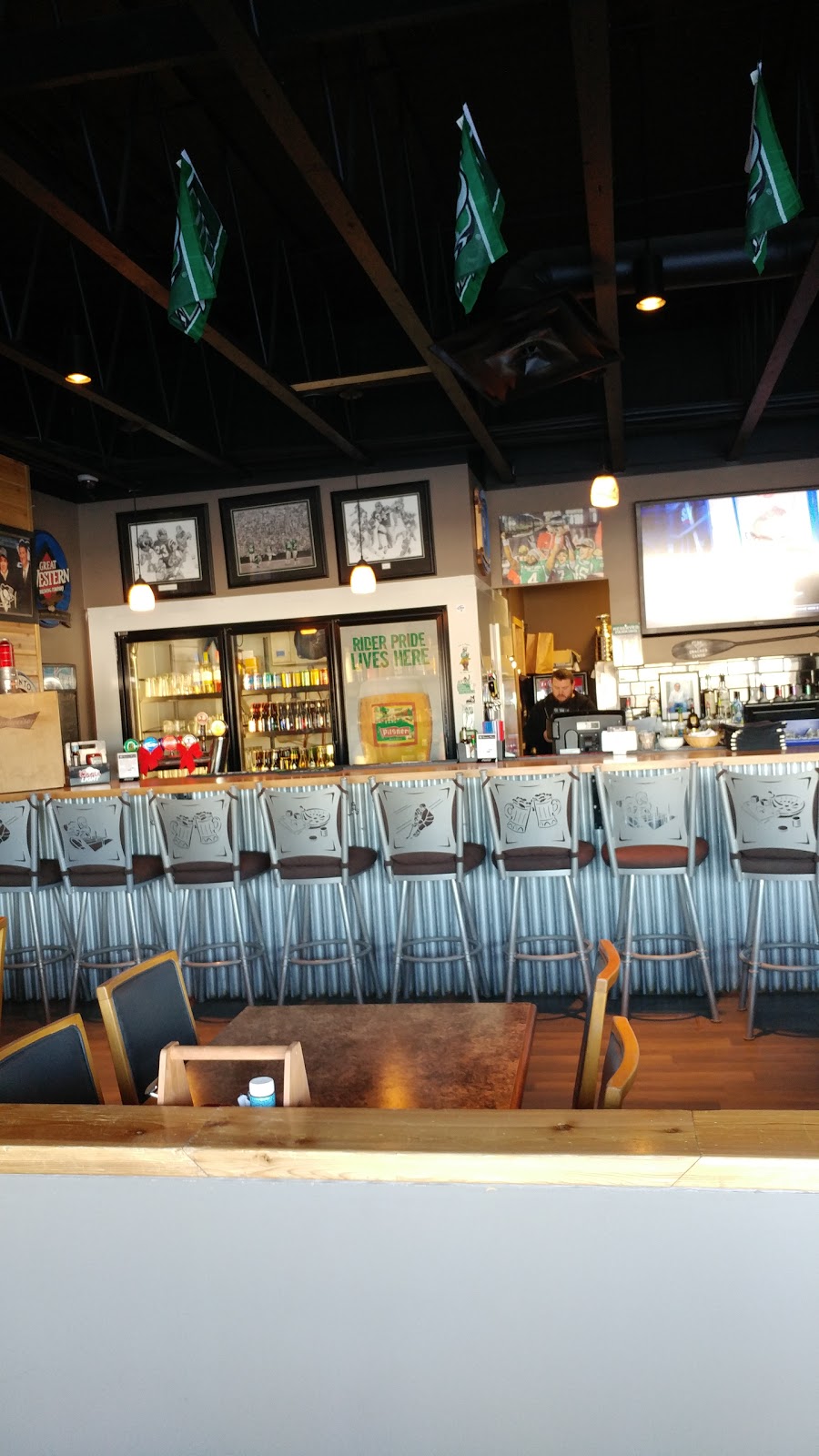 Trifons Pizza | 1612 1 Ave NE, Weyburn, SK S4H 3E8, Canada | Phone: (306) 848-0200