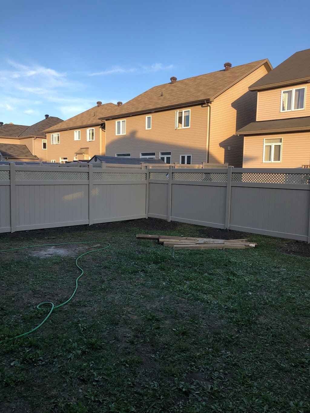 Brothers United Renovation | 253 Cresthaven Dr, Nepean, ON K2G 6X1, Canada | Phone: (613) 612-8890