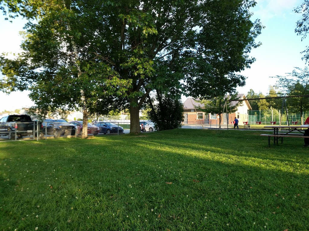 Parc Couturier | 1420 Rue Couturier, Sherbrooke, QC J1E 3T4, Canada | Phone: (819) 560-8900