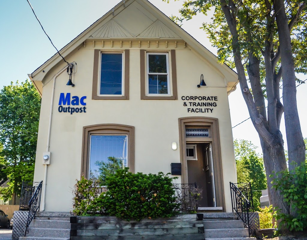Mac Outpost | 152 Wharncliffe Rd S, London, ON N6J 2K6, Canada | Phone: (519) 645-7633