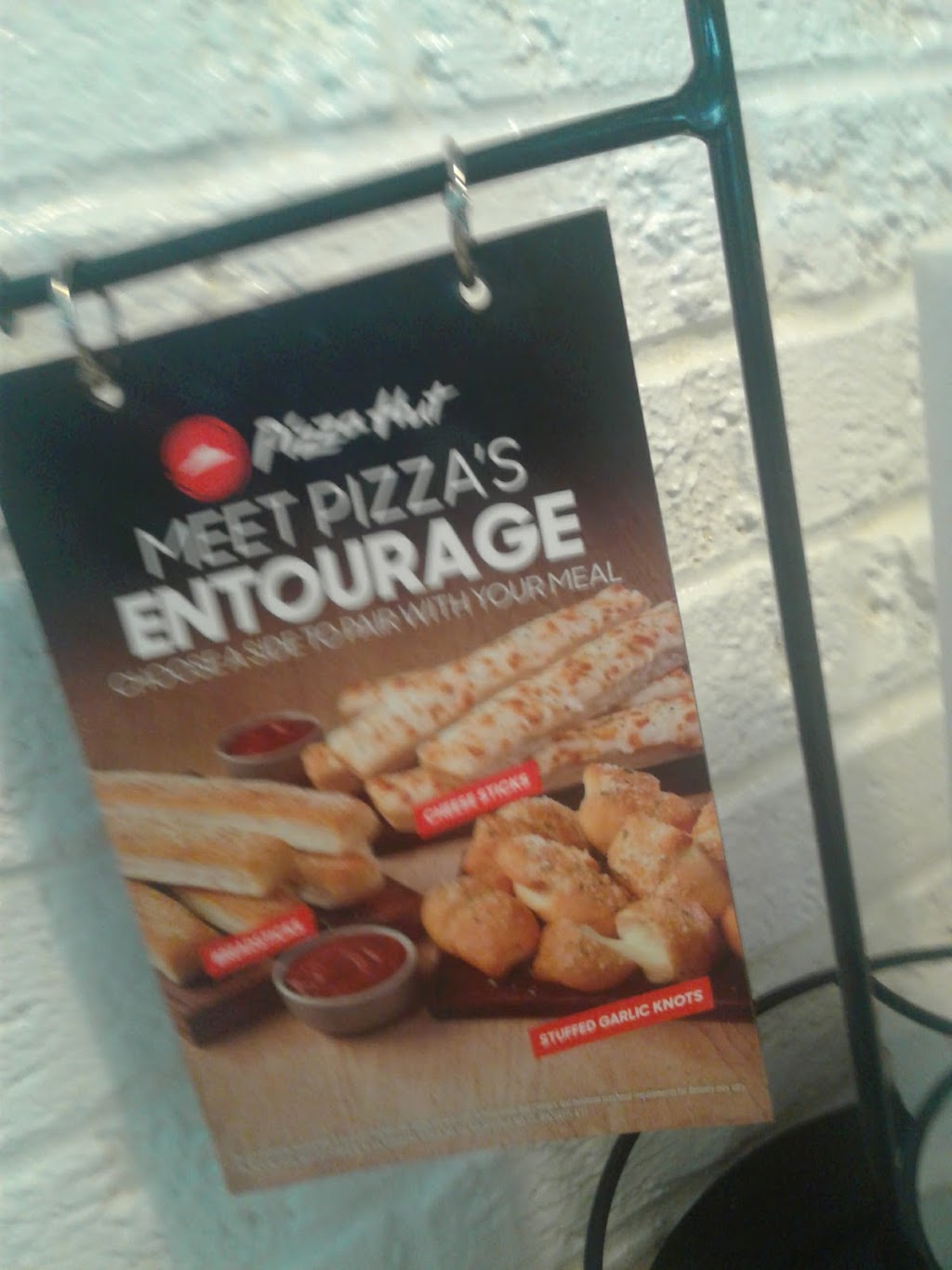 Pizza Hut | 3497 McKinley Pkwy, Blasdell, NY 14219, USA | Phone: (716) 823-4778