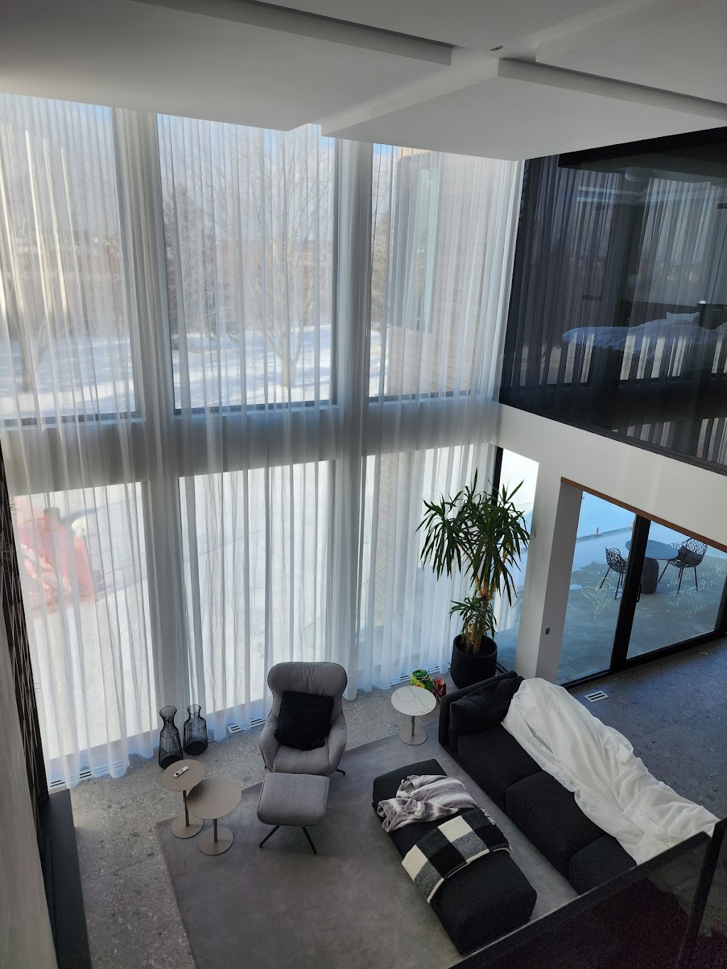 Peinture Deluxe Inc | 4475 Rue Lenoir, Brossard, QC J4Y 0K2, Canada | Phone: (438) 871-0411