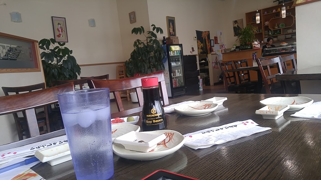 Sakana Sushi | 2 Massey St #3, Angus, ON L0M 1B0, Canada | Phone: (705) 424-9988