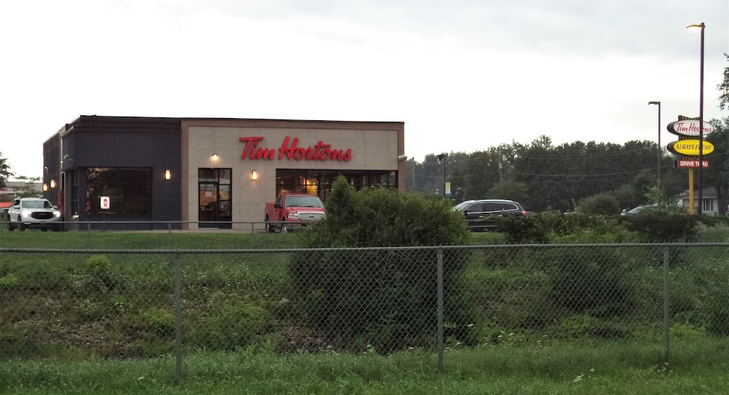 Tim Hortons | 11 Robinson Ln, Pembroke, ON K8A 0A5, Canada | Phone: (613) 732-8888