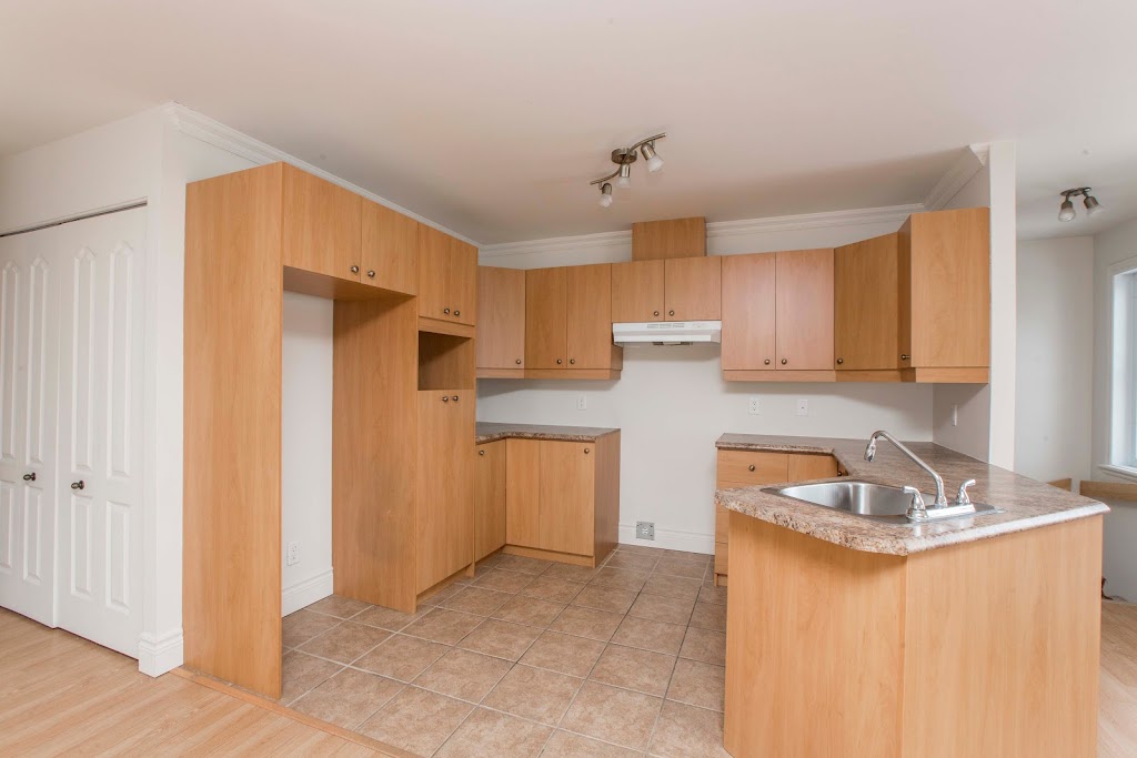 Les Triplex - Appartements locatifs à Duberger | Rue des Géraniums, Québec, QC G1M 0C1, Canada | Phone: (418) 564-3191