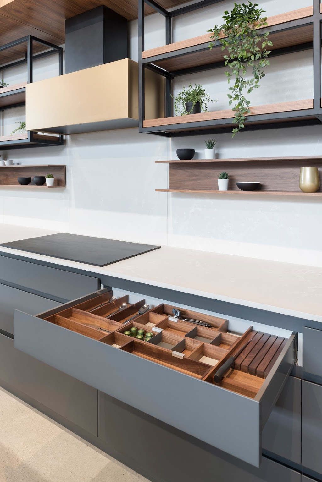Cabinetlab | 138 Tycos Dr, North York, ON M6B 1W8, Canada | Phone: (416) 787-1900