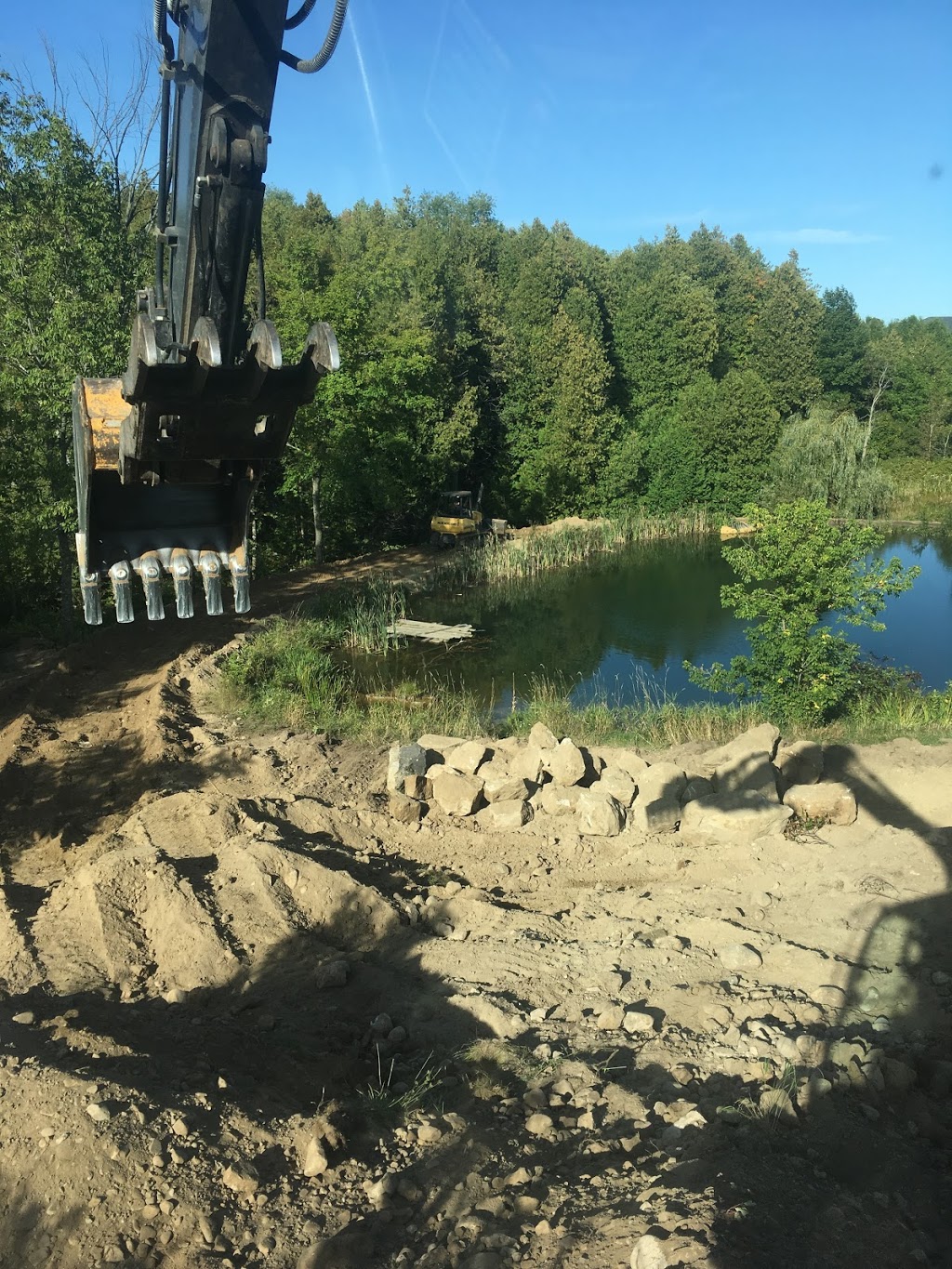 Christopher Coe Excavating | 437574 4 Line, Melancthon, ON L9V 1S8, Canada | Phone: (519) 278-0808