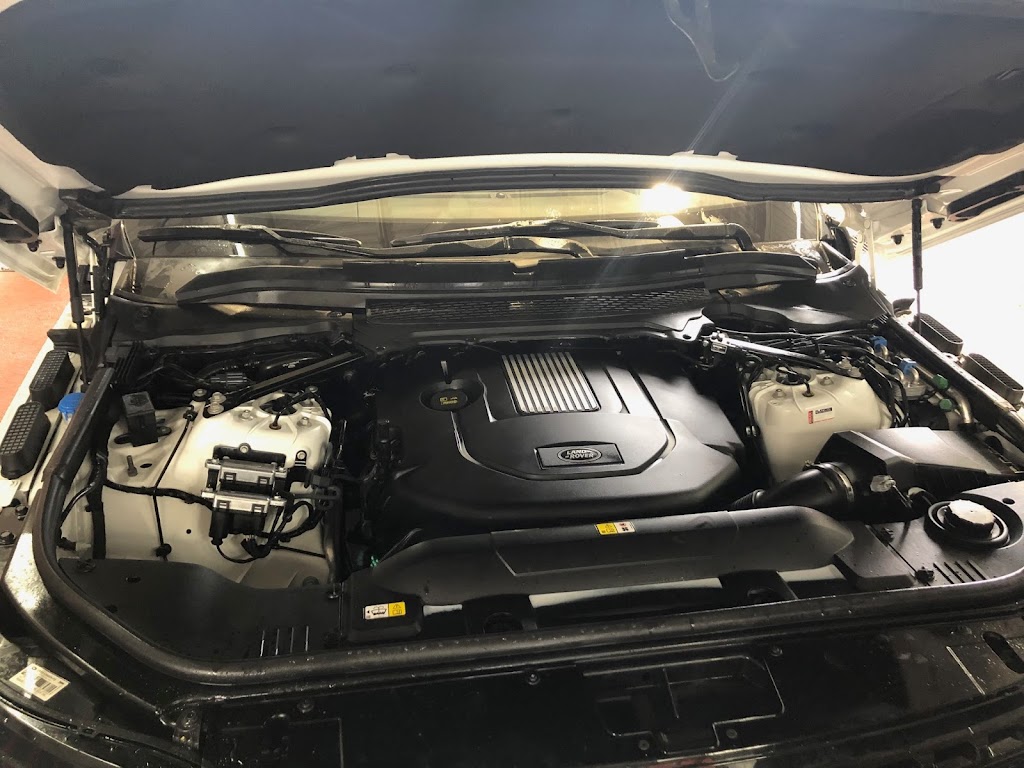 Lave Auto Samson | 250 B Blvd. Samson, Laval, QC H7X 2Y9, Canada | Phone: (450) 689-0004