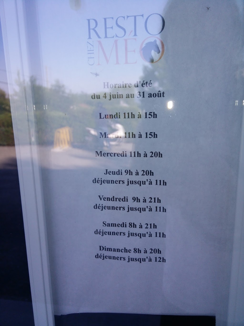 Resto Chez Méo | 884 Rue des Pionniers, Saint-Séverin, QC G0N 1V0, Canada | Phone: (418) 426-1107