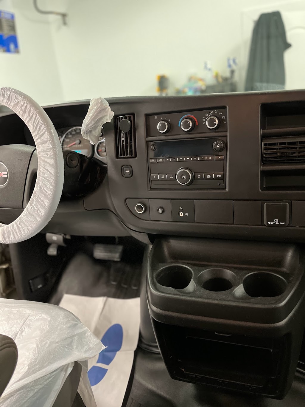 Door-Stop Detailing & Auto Spa | 27 Black Willow Dr, Barrie, ON L4N 9M2, Canada | Phone: (249) 444-0220