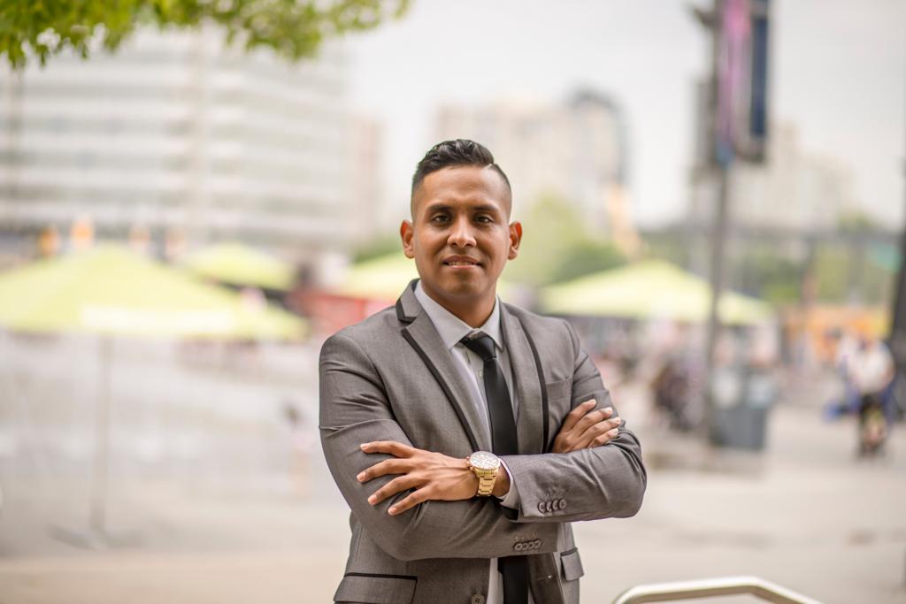Carlos Rabines Sosa, Real Estate Salesperson | 141 Brunel Rd Unit 200B, Mississauga, ON L4Z 1X3, Canada | Phone: (647) 606-8565