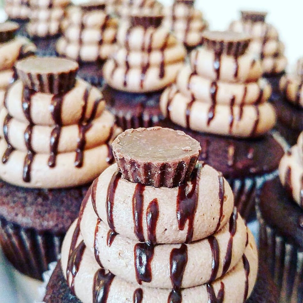 Caked With Love Co. | 431 Thames Ave Unit F, Winnipeg, MB R2L 0V4, Canada | Phone: (204) 284-2253