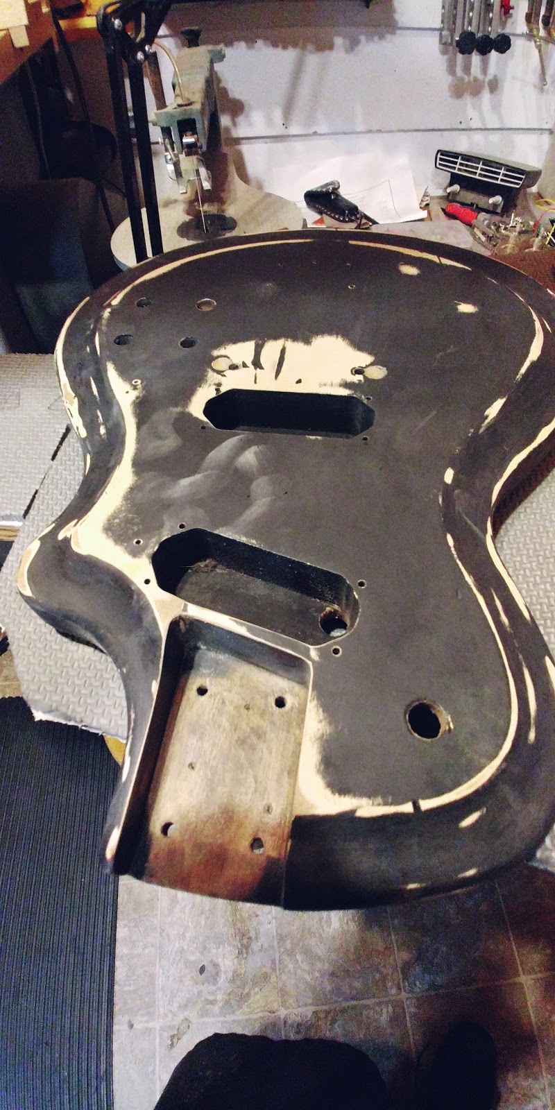 Luthier daniel authier | 695 Chemin de St Robert, Saint-Robert, QC J0G 1S0, Canada | Phone: (450) 881-1507