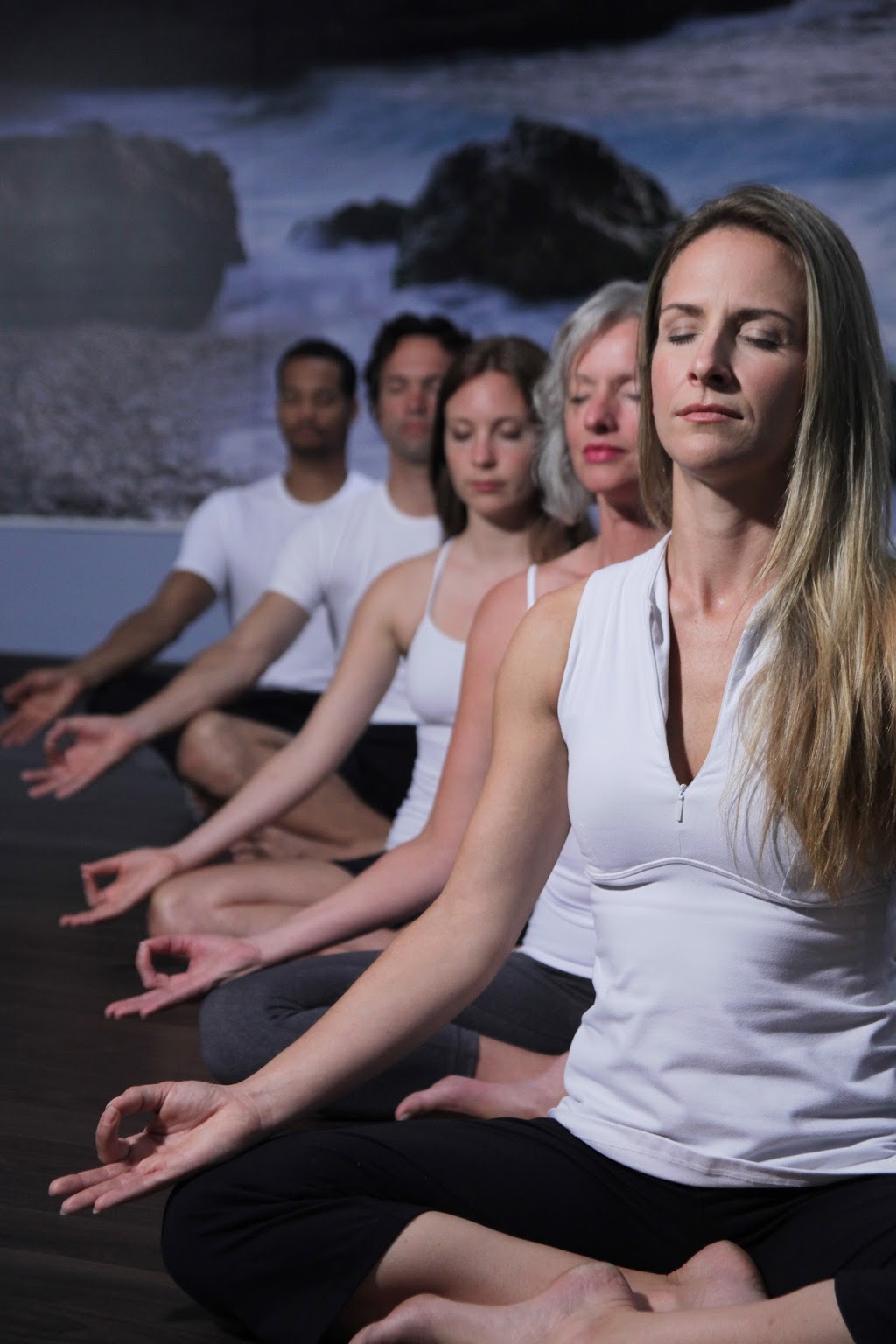 Studio Yama Yoga | 72 Rue Jean-Proulx, Gatineau, QC J8Z 1W1, Canada | Phone: (819) 777-5656