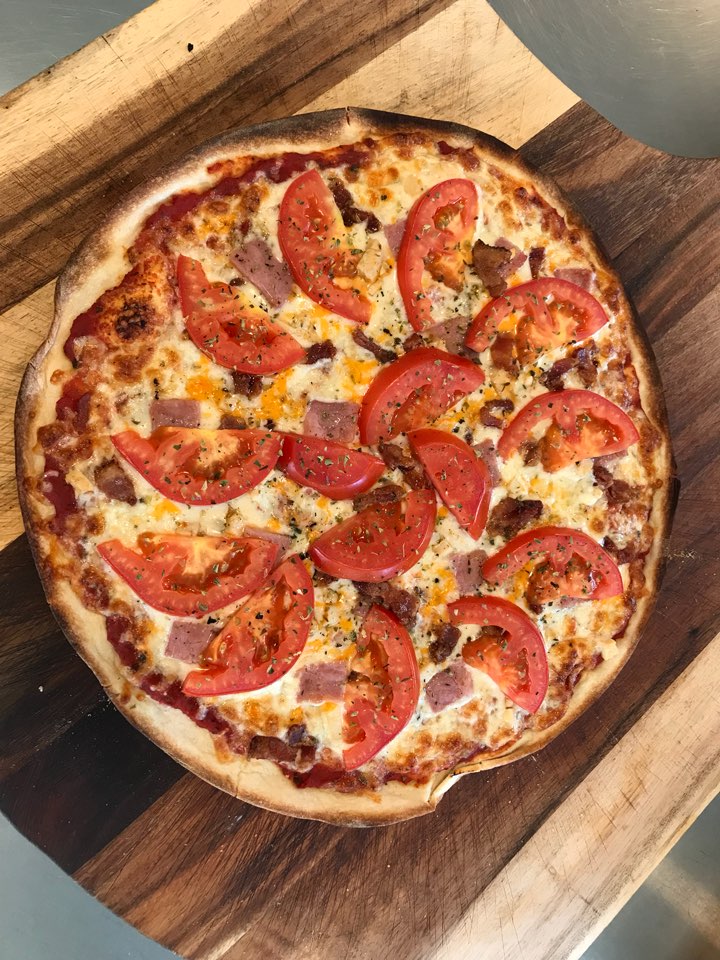 Skaha Pizza | 3450 Skaha Lake Rd, Penticton, BC V2A 6G4, Canada | Phone: (236) 422-2230