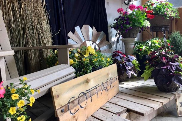 Town & Country Garden Centre | R.R. #3 217729, Concession Rd 3, Owen Sound, ON N4K 5N5, Canada | Phone: (519) 376-1112