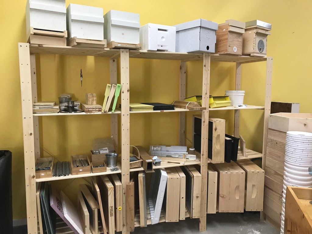 Westcoast Bee Supply | 19950 Old Dewdney Trunk Rd, Pitt Meadows, BC V3Y 2R8, Canada | Phone: (604) 272-1921