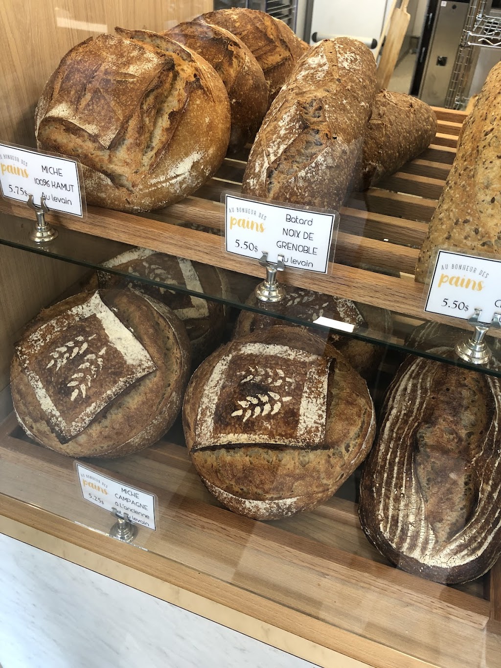 Au Bonheur des Pains | 1810 Rte des Rivières local 501, Lévis, QC G7A 2P6, Canada | Phone: (418) 496-6960