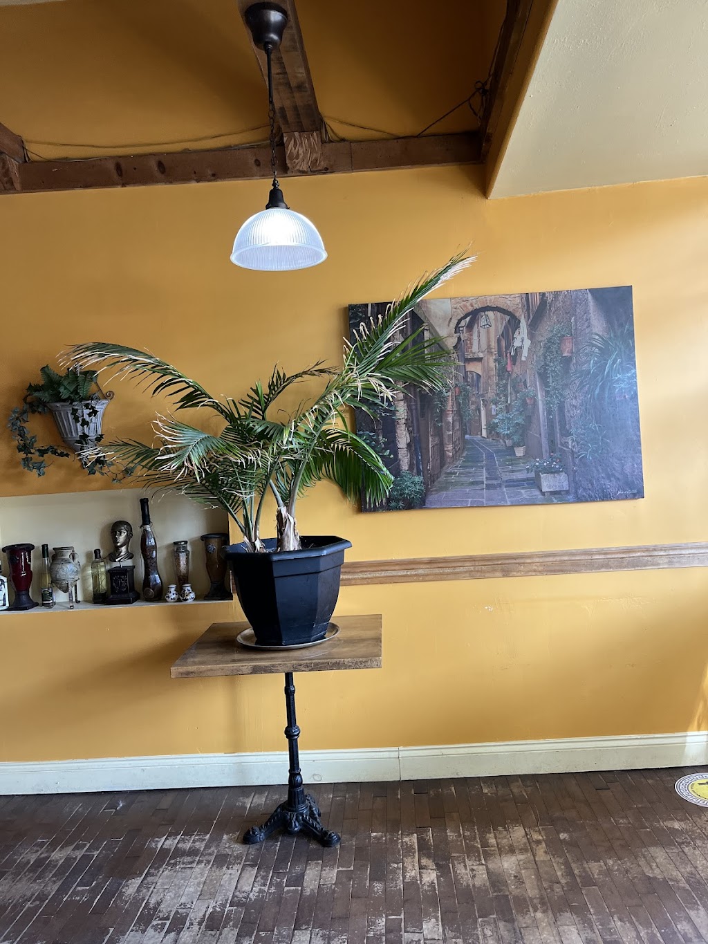 Corfu Mediterranean Grill | 8 King St E, Cobourg, ON K9A 3P8, Canada | Phone: (905) 377-8131