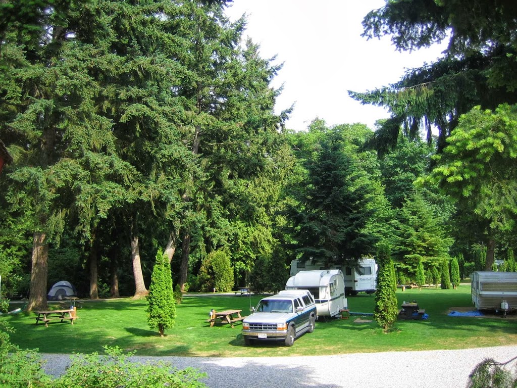 Creekside Campground | 4314 Sunshine Coast Hwy, Sechelt, BC V0N 3A1, Canada | Phone: (604) 885-5937