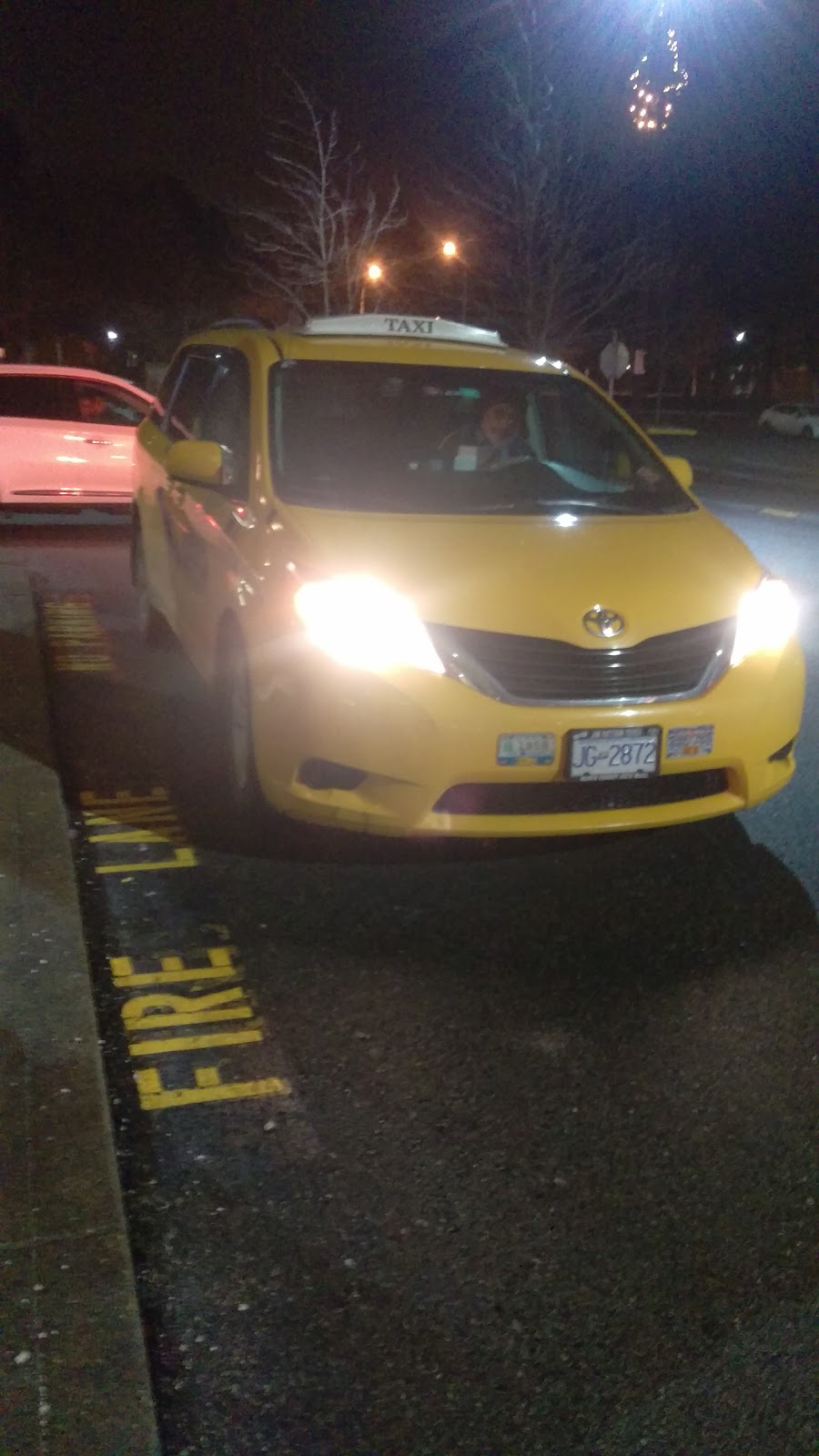 Surdell Kennedy Taxi Ltd. | 12815 85 Ave #209, Surrey, BC V3W 0K8, Canada | Phone: (604) 588-8888