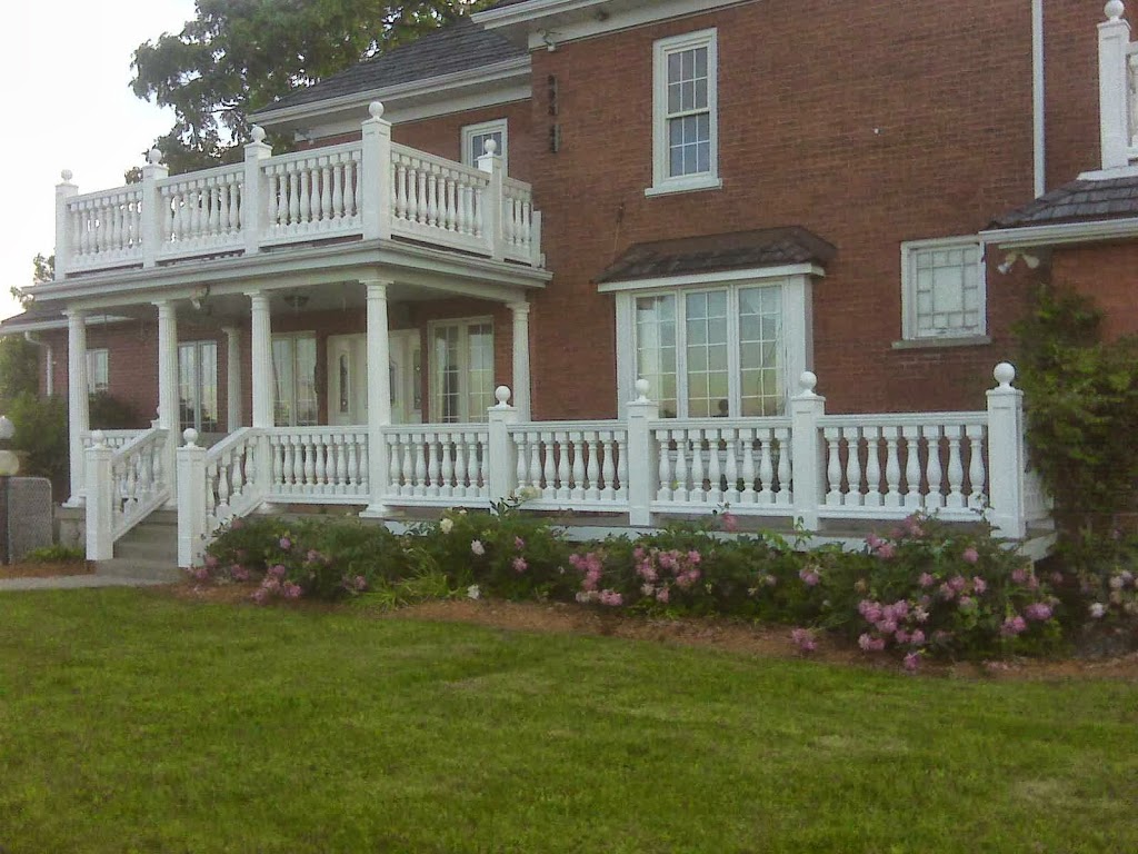 Amherst Mouldings Inc. | 4170 Hessen Strasse, Wellesley, ON N0B 2T0, Canada | Phone: (877) 796-3277