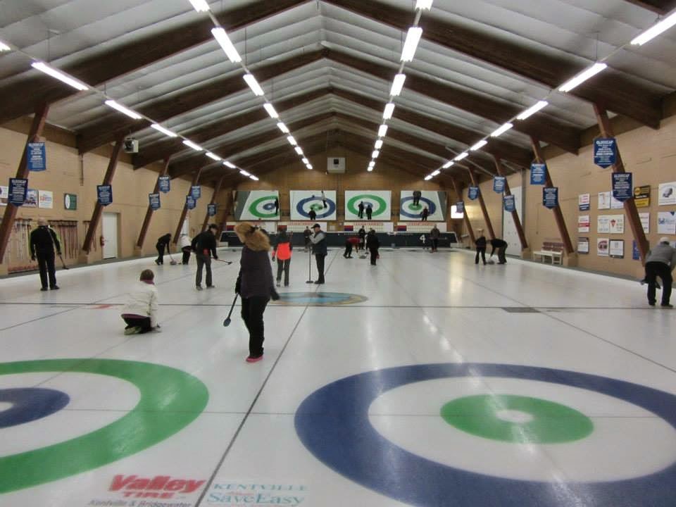 Glooscap Curling Club of Kentville | 17 Crescent Ave, Kentville, NS B4N 1R2, Canada | Phone: (902) 678-4637