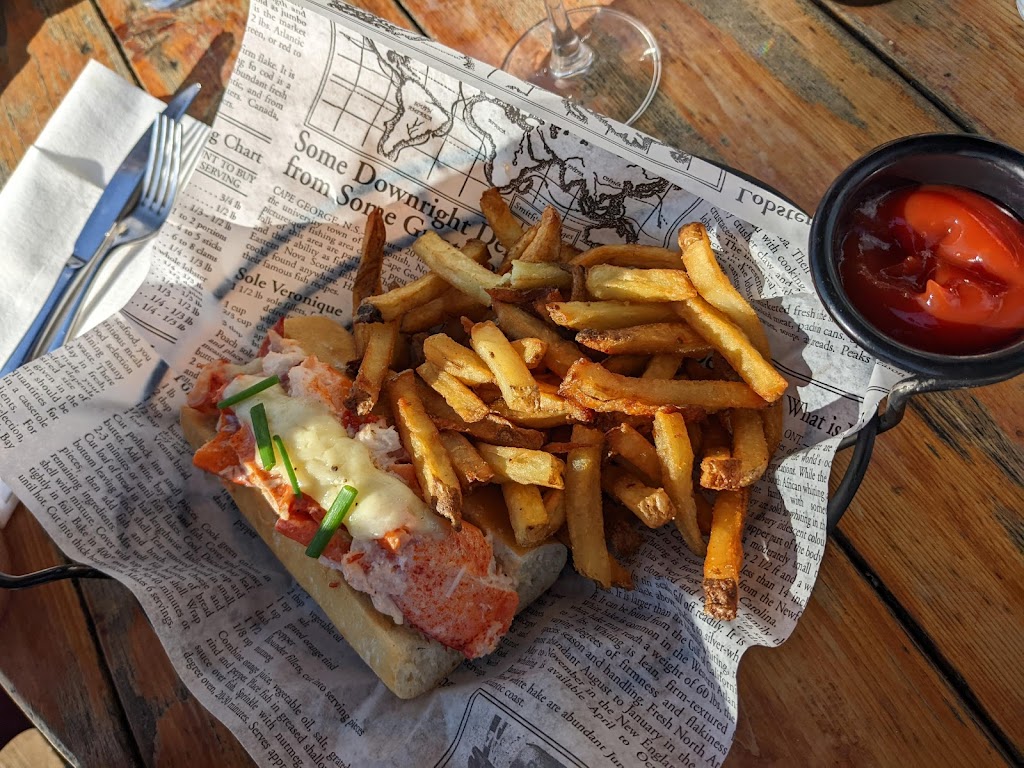 Wheelhouse In Georgetown | 7 West St, Georgetown, PE C0A 1L0, Canada | Phone: (902) 652-2474