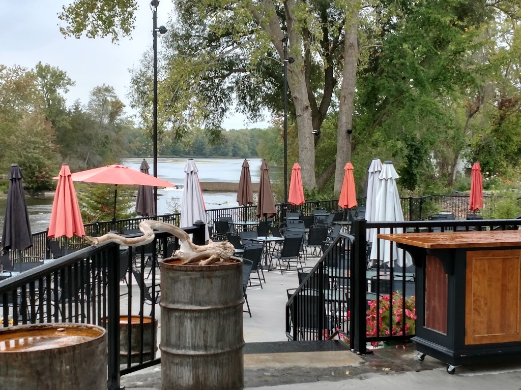 Signal Brewery | 86 River Rd, Corbyville, ON K0K 1V0, Canada | Phone: (613) 779-8633