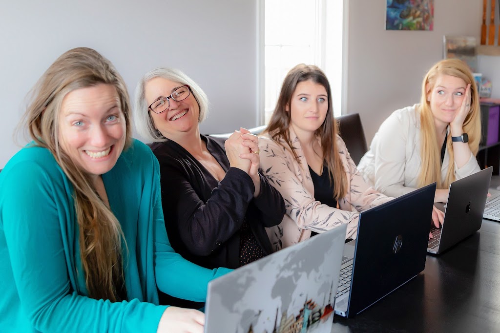 The Virtual Alternative PTBO Inc. | 1395 Hancox Ct, Peterborough, ON K9K 2M2, Canada | Phone: (416) 303-5200