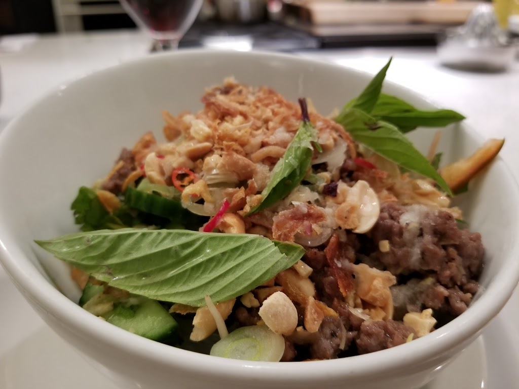 Appetite For Books | 388 Avenue Victoria, Westmount, QC H3Z 2N4, Canada | Phone: (514) 369-2002