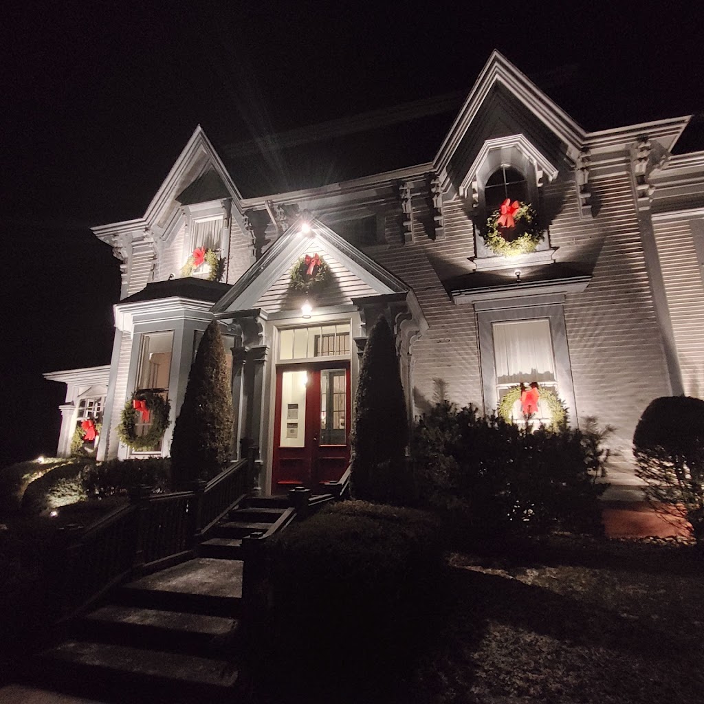 Shadow Lawn Inn | 3180 Rothesay Rd, Rothesay, NB E2E 5V7, Canada | Phone: (506) 847-7539