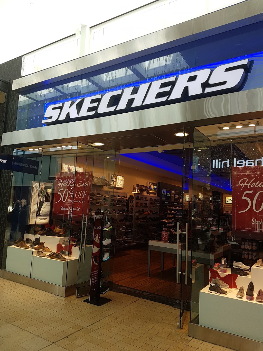 skechers retail north york on