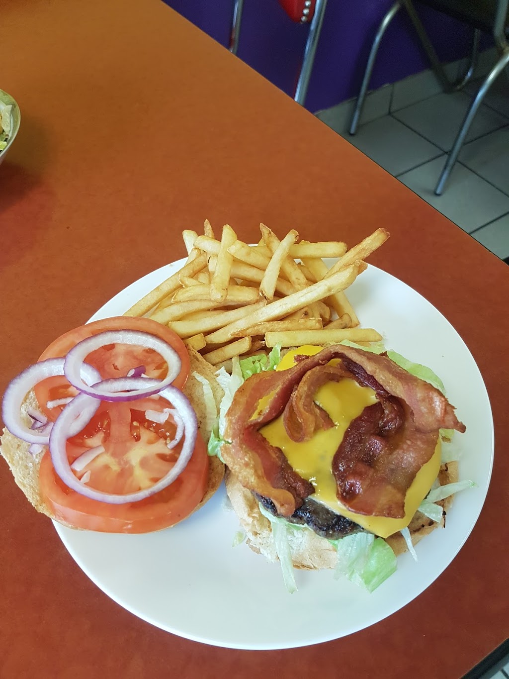 Diamond Pizza | 1349 Danforth Rd, Scarborough, ON M1J 1G7, Canada | Phone: (416) 269-1269