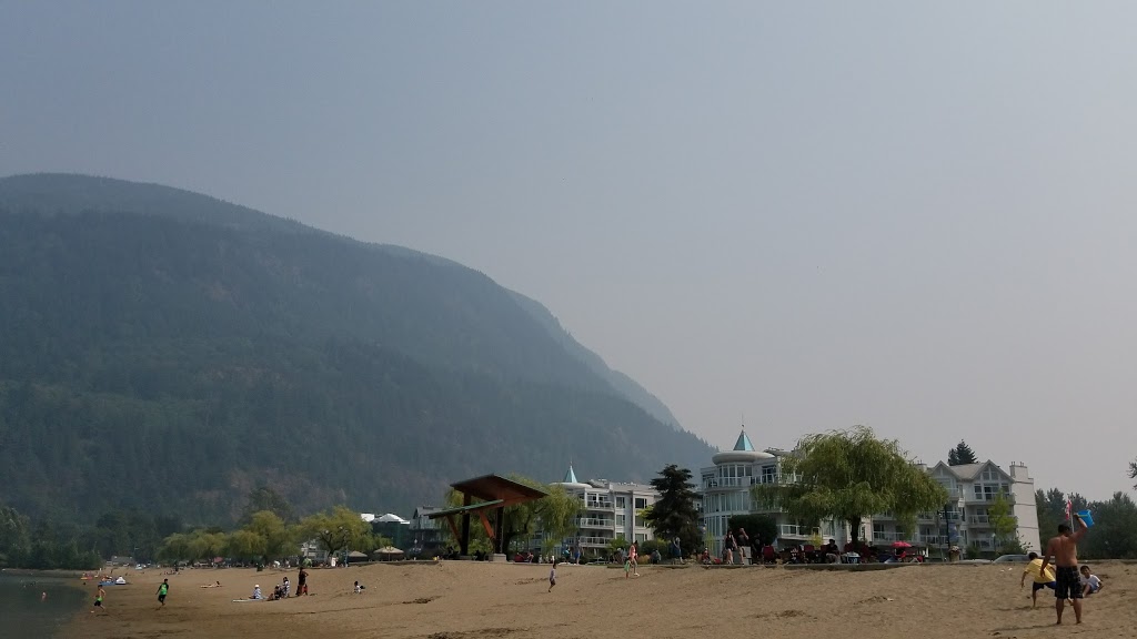 Harrison Village Motel | 280 Esplanade Ave, Harrison Hot Springs, BC V0M 1K0, Canada | Phone: (604) 796-2616