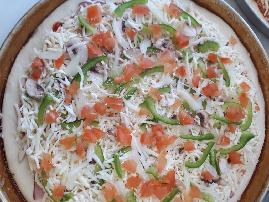 YROC Pizza | 5123 49 St, Innisfail, AB T4G 1L9, Canada | Phone: (403) 227-6669