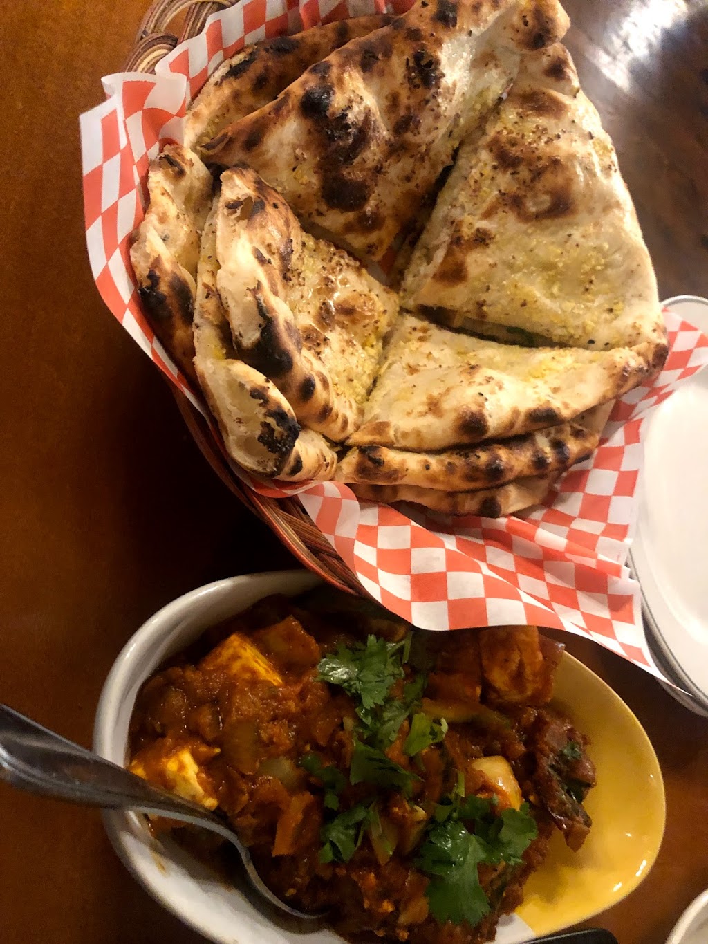 The Moghuls | 288 Mud St W, Stoney Creek, ON L8J 3Z6, Canada | Phone: (289) 389-3777