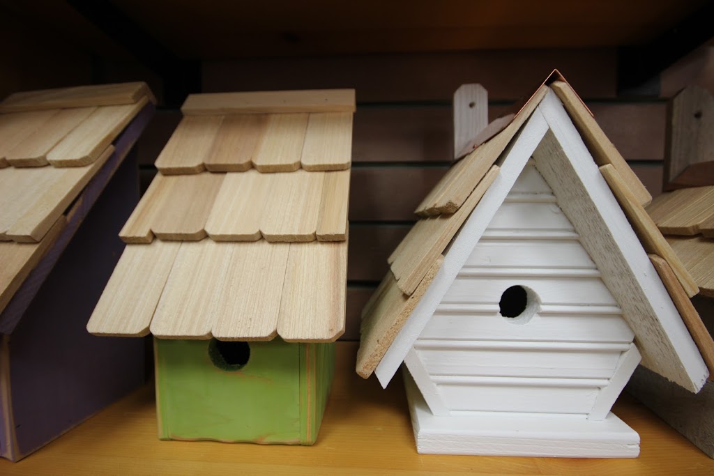 Wild Birds Unlimited | 1500 Bank St, Ottawa, ON K1H 7Z1, Canada | Phone: (613) 521-7333