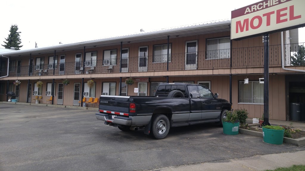 Archies Motel | 5008 49 Ave, Lamont, AB T0B 2R0, Canada | Phone: (780) 895-2225