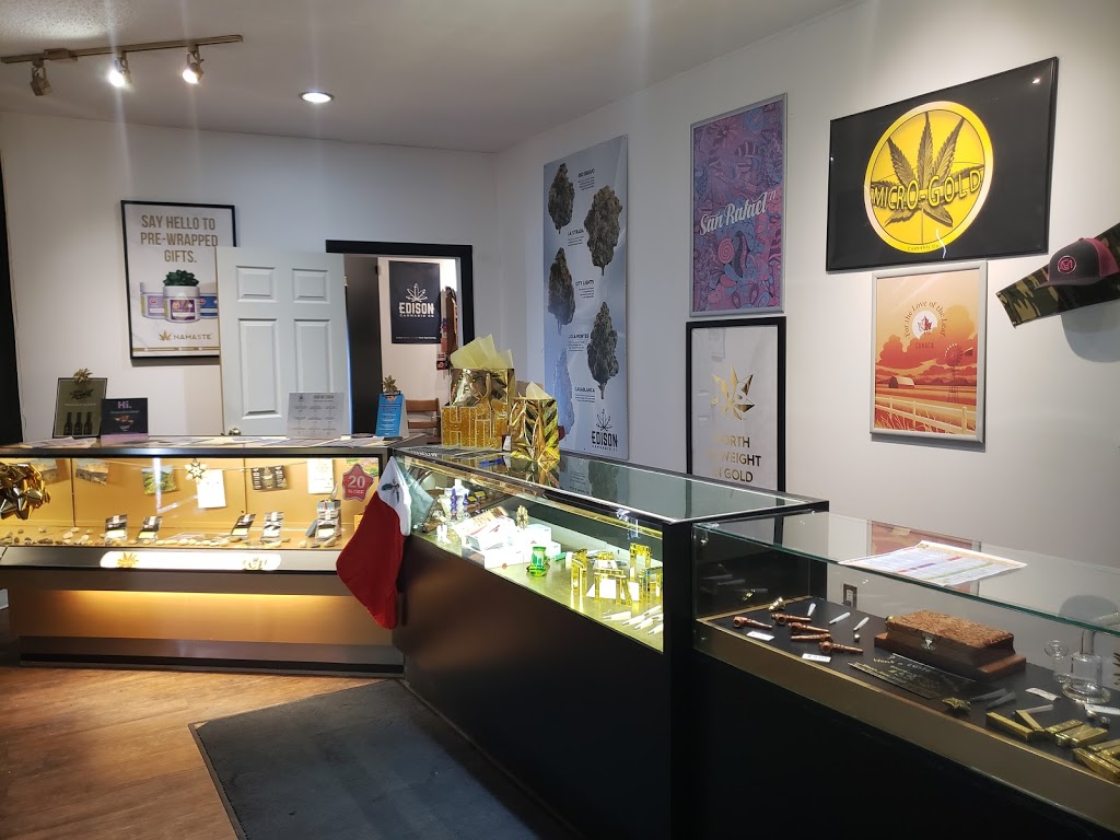 Micro Gold Retail Cannabis | 220 N Railway St, Okotoks, AB T1S 0E2, Canada | Phone: (587) 327-2667