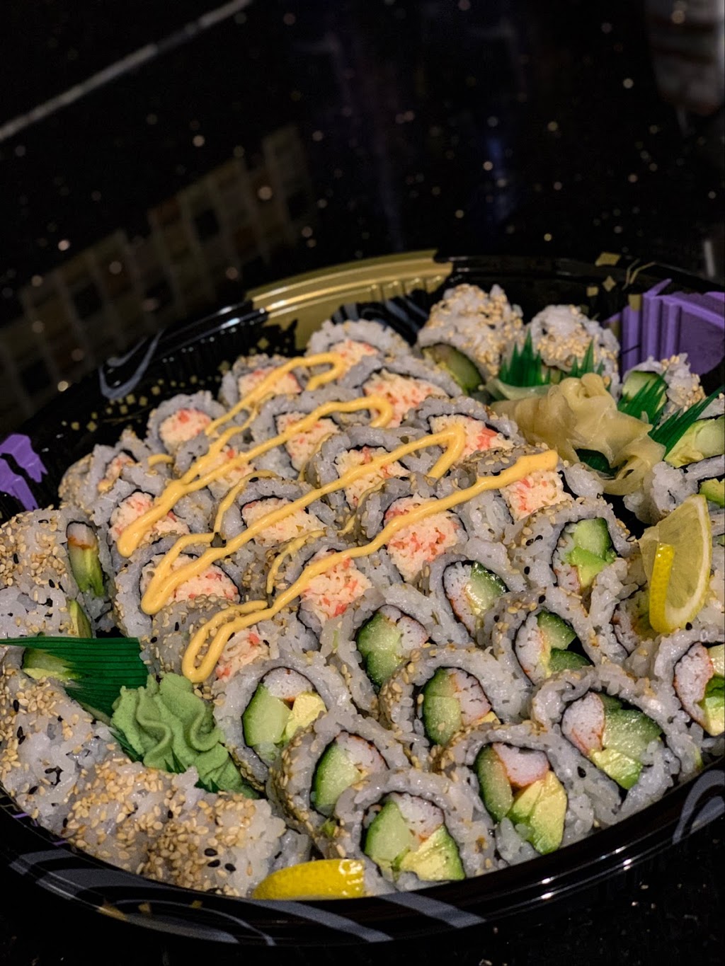 Sushi & Tea | 3027 Kingston Rd, Scarborough, ON M1M 1P1, Canada | Phone: (647) 350-8833